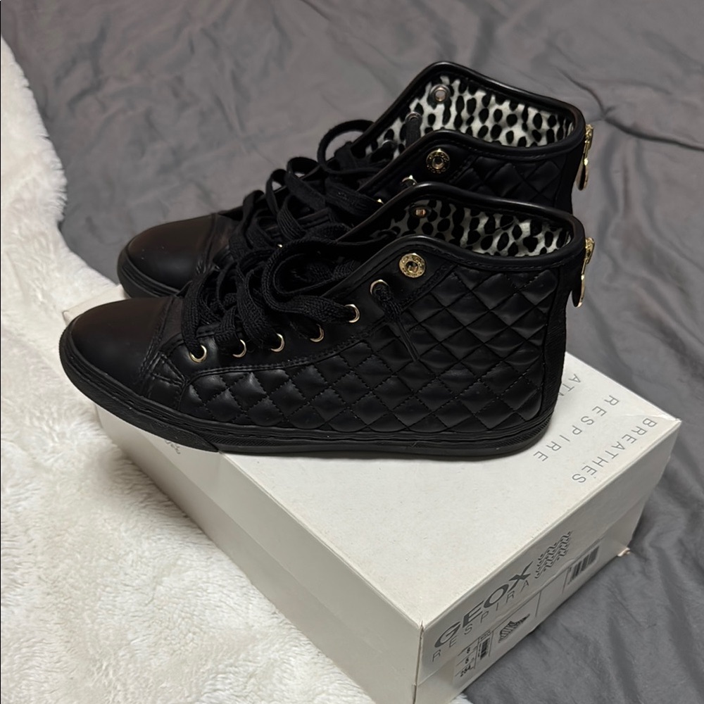 Geox Black High-Top Sneakers with Textured Material and Diamond Pattern